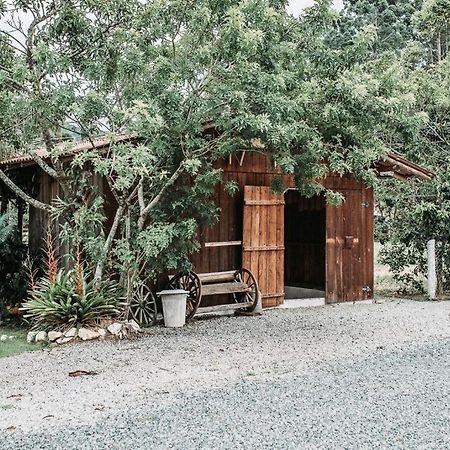 Fazenda Momm - Pousada E Eventos Camboriu Exterior foto
